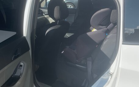 Chevrolet Orlando I, 2012 год, 1 000 000 рублей, 13 фотография