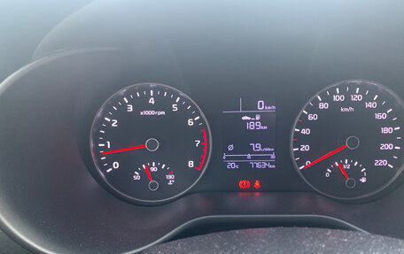 KIA Rio IV, 2018 год, 1 350 000 рублей, 8 фотография