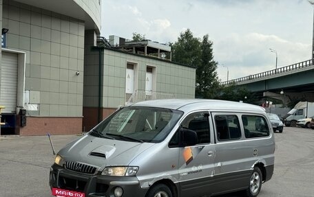 Hyundai Starex I рестайлинг, 2001 год, 235 000 рублей, 3 фотография