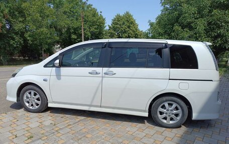 Toyota ISis I, 2013 год, 1 700 000 рублей, 4 фотография