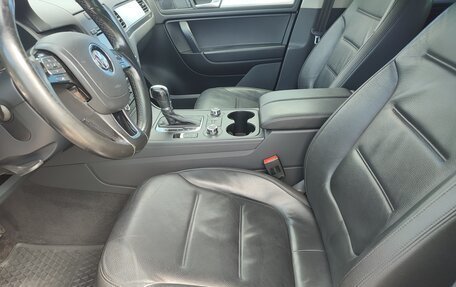 Volkswagen Touareg III, 2013 год, 2 250 000 рублей, 4 фотография