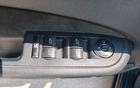 Ford Focus II рестайлинг, 2006 год, 690 000 рублей, 34 фотография