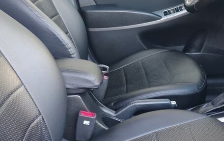 Hyundai Solaris II рестайлинг, 2014 год, 930 000 рублей, 8 фотография