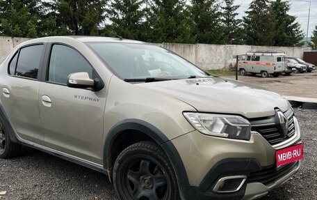 Renault Logan II, 2021 год, 900 000 рублей, 1 фотография
