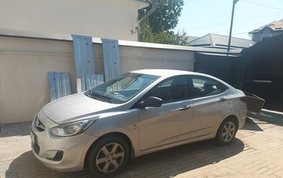 Hyundai Solaris II рестайлинг, 2013 год, 820 000 рублей, 1 фотография