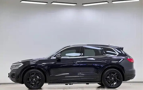Volkswagen Touareg III, 2022 год, 4 495 000 рублей, 4 фотография