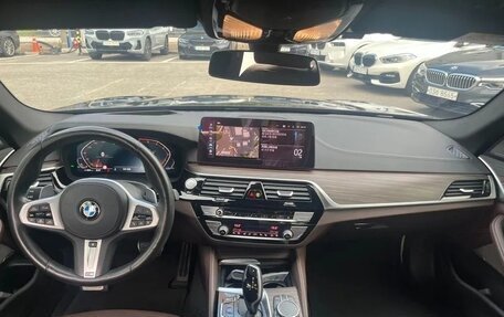 BMW 5 серия, 2022 год, 4 500 000 рублей, 5 фотография
