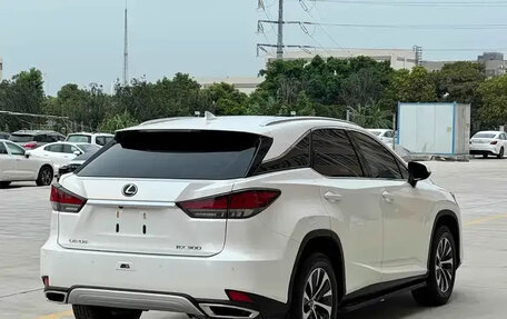 Lexus RX IV рестайлинг, 2022 год, 4 580 000 рублей, 4 фотография