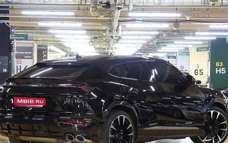 Lamborghini Urus I, 2022 год, 22 400 000 рублей, 3 фотография