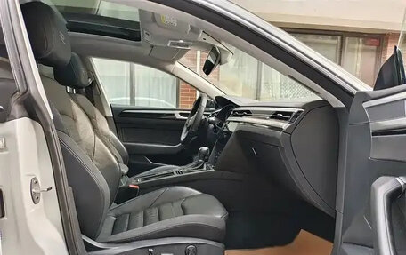 Volkswagen Passat CC, 2022 год, 2 690 000 рублей, 10 фотография