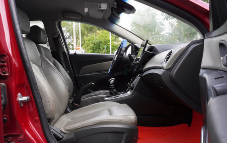 Chevrolet Cruze II, 2010 год, 696 000 рублей, 18 фотография