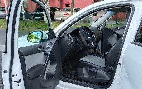 Volkswagen Tiguan I, 2010 год, 900 000 рублей, 17 фотография