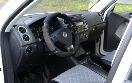 Volkswagen Tiguan I, 2010 год, 900 000 рублей, 18 фотография