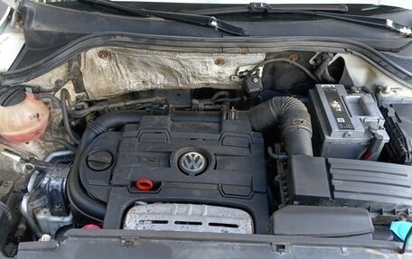 Volkswagen Tiguan I, 2010 год, 900 000 рублей, 22 фотография