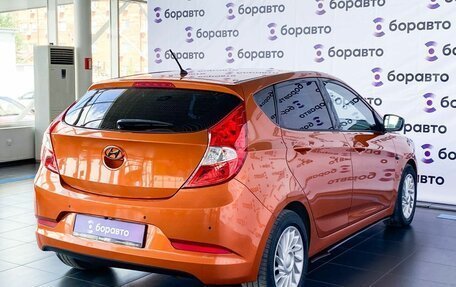 Hyundai Solaris II рестайлинг, 2015 год, 1 130 000 рублей, 3 фотография
