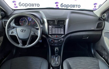 Hyundai Solaris II рестайлинг, 2015 год, 1 130 000 рублей, 7 фотография