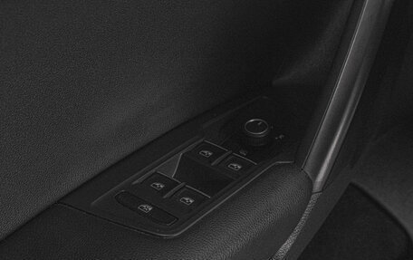 Volkswagen Tiguan II, 2021 год, 3 099 000 рублей, 9 фотография