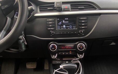 KIA Rio IV, 2018 год, 1 600 000 рублей, 9 фотография