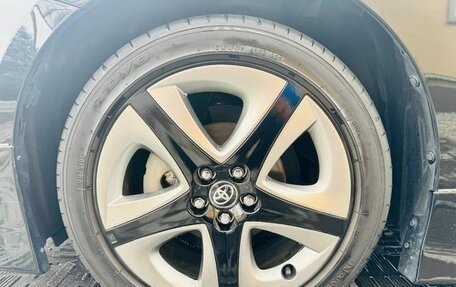 Toyota Prius IV XW50, 2022 год, 1 460 000 рублей, 7 фотография