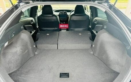 Toyota Prius IV XW50, 2022 год, 1 460 000 рублей, 25 фотография