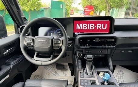 Toyota Land Cruiser Prado, 2024 год, 9 100 000 рублей, 5 фотография