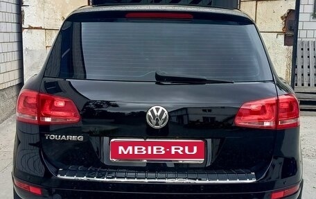 Volkswagen Touareg III, 2012 год, 2 000 000 рублей, 3 фотография