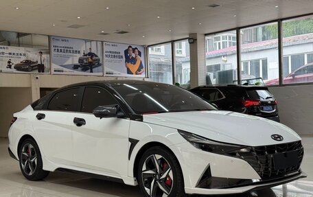 Hyundai Elantra, 2021 год, 1 808 000 рублей, 3 фотография