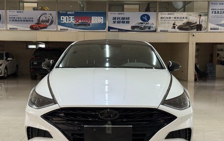 Hyundai Sonata VIII, 2022 год, 2 650 000 рублей, 2 фотография