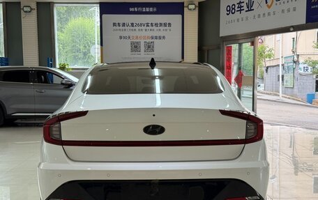 Hyundai Sonata VIII, 2022 год, 2 650 000 рублей, 5 фотография