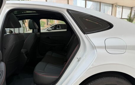 Hyundai Sonata VIII, 2022 год, 2 650 000 рублей, 20 фотография