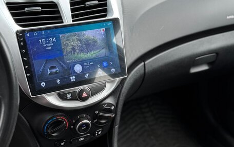 Hyundai Solaris II рестайлинг, 2014 год, 970 000 рублей, 5 фотография