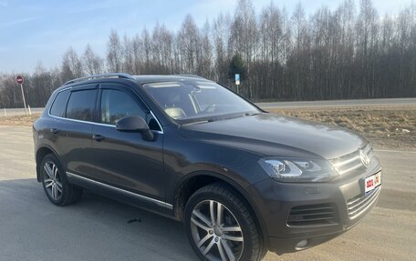 Volkswagen Touareg III, 2010 год, 1 645 000 рублей, 4 фотография