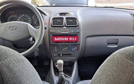Hyundai Accent II, 2011 год, 650 000 рублей, 12 фотография