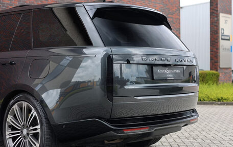 Land Rover Range Rover IV рестайлинг, 2022 год, 9 990 000 рублей, 7 фотография