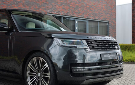 Land Rover Range Rover IV рестайлинг, 2022 год, 9 990 000 рублей, 4 фотография