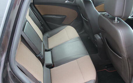Opel Astra J, 2013 год, 710 000 рублей, 12 фотография