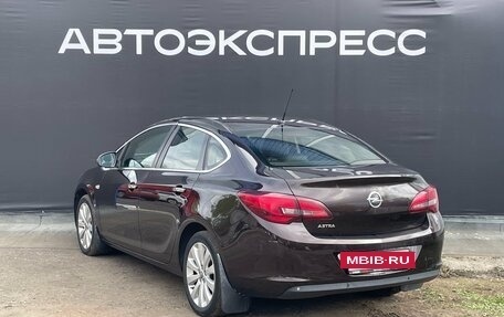 Opel Astra J, 2013 год, 710 000 рублей, 7 фотография