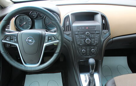 Opel Astra J, 2013 год, 710 000 рублей, 14 фотография