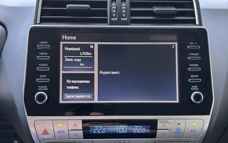 Toyota Land Cruiser Prado 150 рестайлинг 2, 2022 год, 5 700 000 рублей, 12 фотография