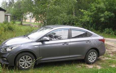 Hyundai Solaris II рестайлинг, 2018 год, 1 250 000 рублей, 2 фотография