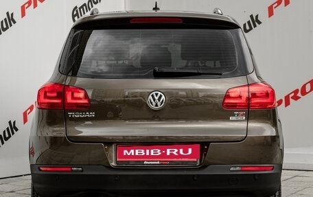 Volkswagen Tiguan I, 2015 год, 1 599 000 рублей, 5 фотография