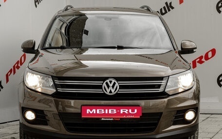 Volkswagen Tiguan I, 2015 год, 1 599 000 рублей, 2 фотография