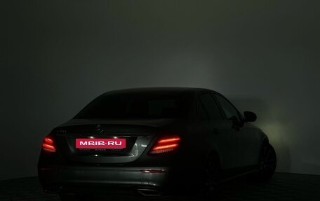 Mercedes-Benz E-Класс, 2016 год, 2 920 000 рублей, 8 фотография