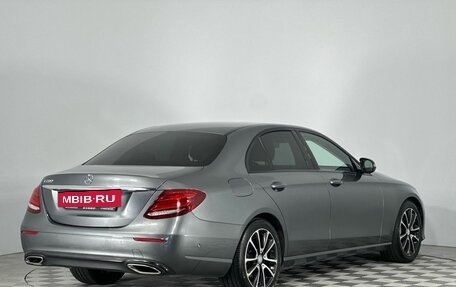Mercedes-Benz E-Класс, 2016 год, 2 920 000 рублей, 7 фотография