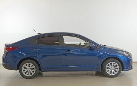 Hyundai Solaris II рестайлинг, 2022 год, 1 687 000 рублей, 8 фотография