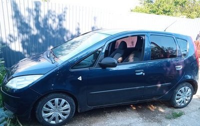 Mitsubishi Colt VI рестайлинг, 2005 год, 700 000 рублей, 1 фотография