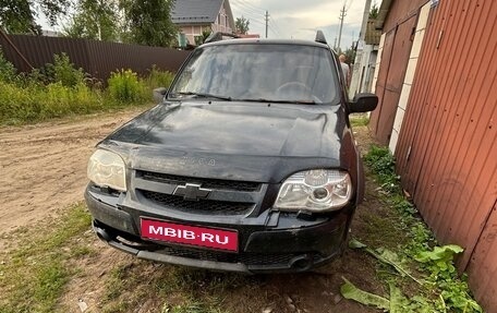Chevrolet Niva I рестайлинг, 2010 год, 260 000 рублей, 1 фотография