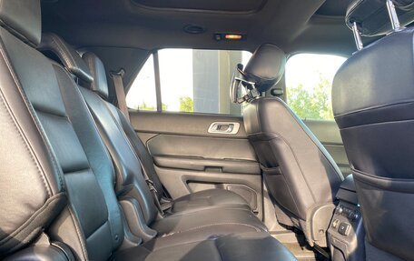 Ford Explorer VI, 2014 год, 2 150 000 рублей, 15 фотография