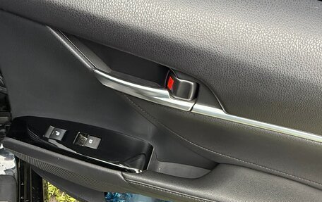 Toyota Camry, 2019 год, 2 950 000 рублей, 9 фотография