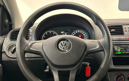 Volkswagen Polo VI (EU Market), 2017 год, 899 000 рублей, 18 фотография
